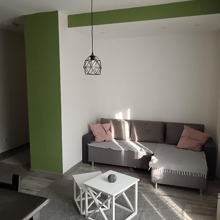 Apartman Petres ซอมโบร์ ภายนอก รูปภาพ