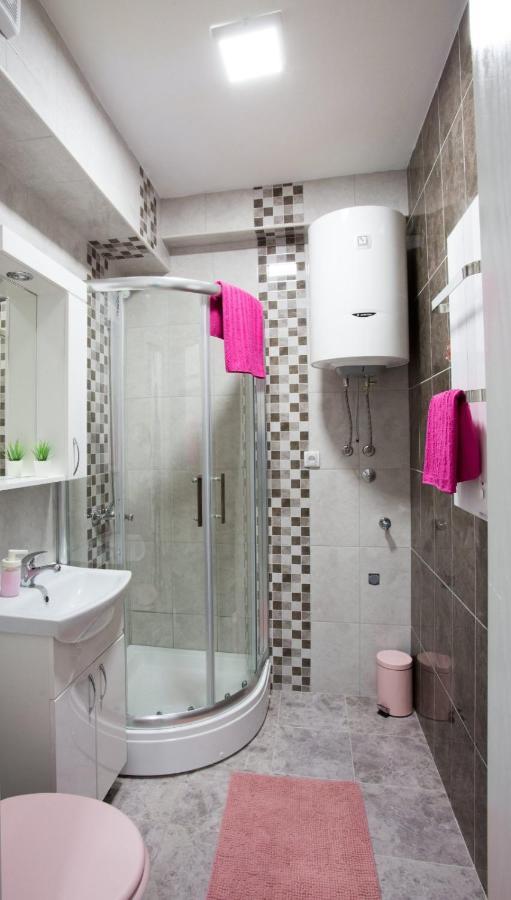 Apartman Petres ซอมโบร์ ภายนอก รูปภาพ