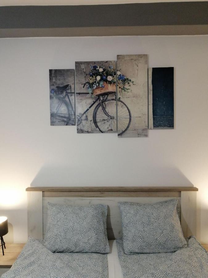 Apartman Petres ซอมโบร์ ภายนอก รูปภาพ