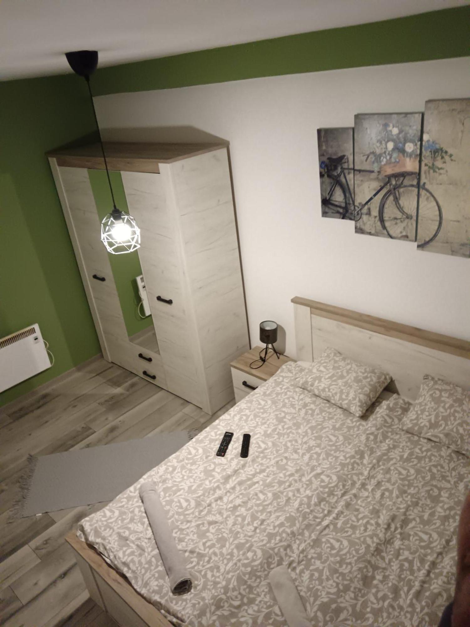 Apartman Petres ซอมโบร์ ภายนอก รูปภาพ